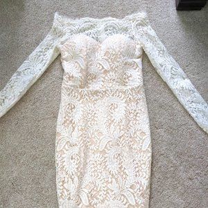 Miss Holly white lace bodycon dress